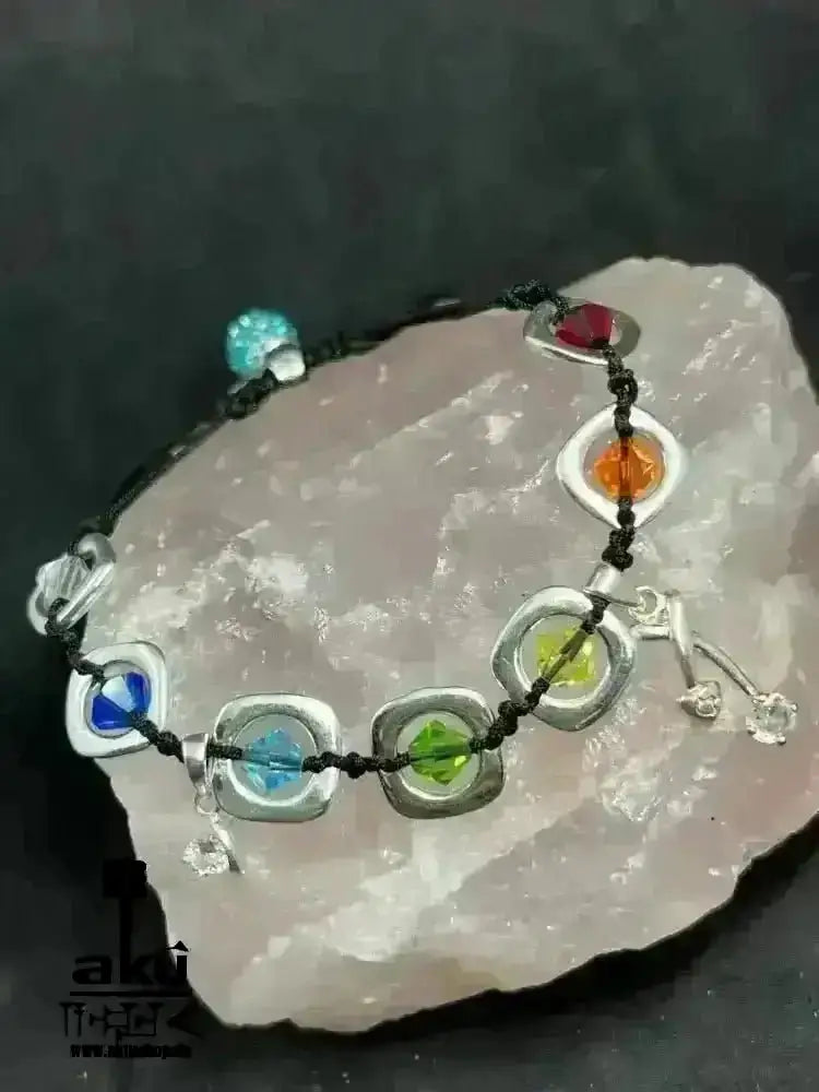 7 Chakras Kristalle Armband ,einstellbares Macreme Band, 925er Silber - AkueShop