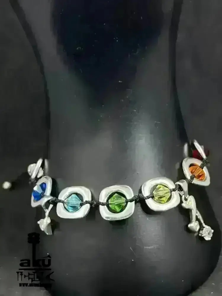 7 Chakras Kristalle Armband ,einstellbares Macreme Band, 925er Silber - AkueShop