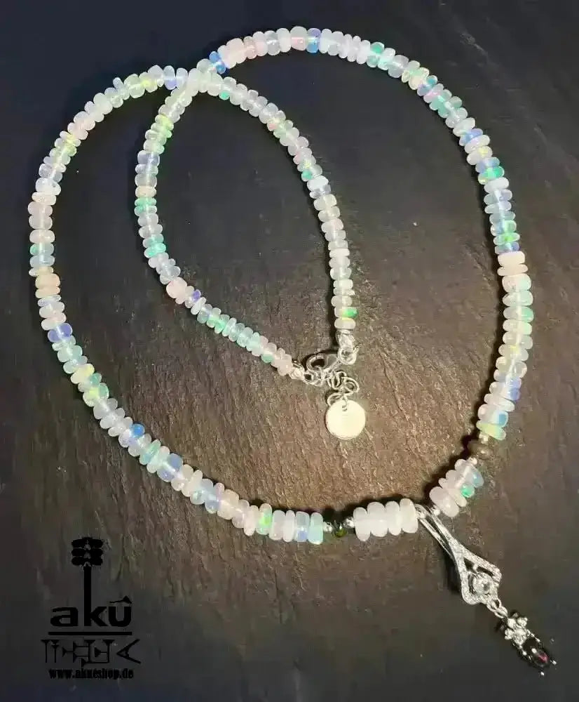 A+ Natürliche äthiopische Welo OPAL Halskette, weiße & schwarze Vollfeuer, 42.5ct, bis7,5mm - AkueShop
