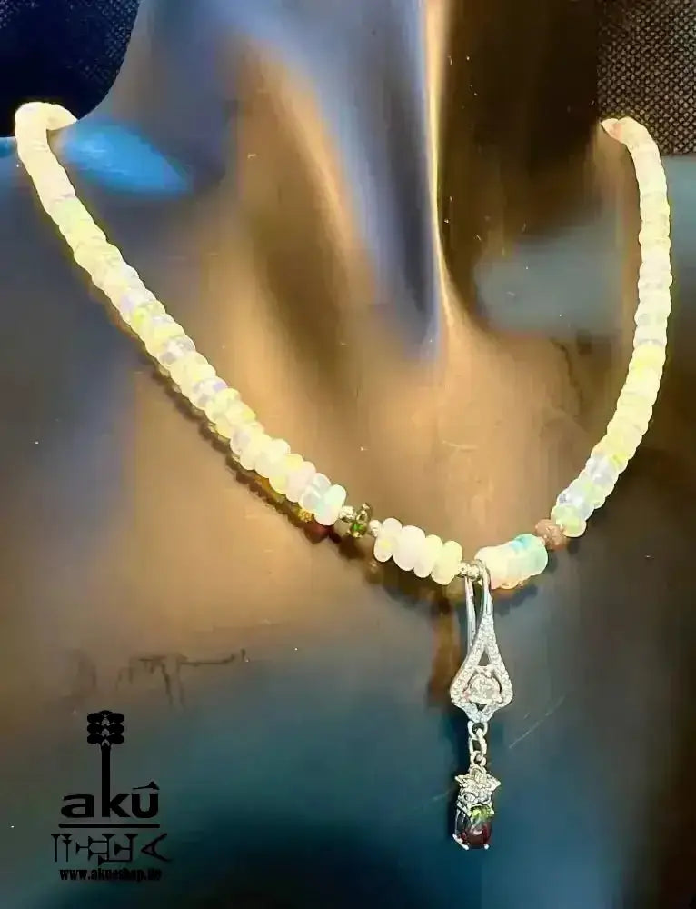 A+ Natürliche äthiopische Welo OPAL Halskette, weiße & schwarze Vollfeuer, 42.5ct, bis7,5mm - AkueShop