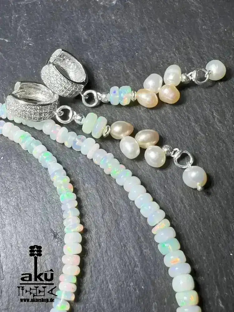 A+ Natürliche äthiopische Welo OPAL und Perlen Schmuckset Vollfeuer, 42.5ct, bis7,5mm, Halskette & Ohrringe, - AkueShop