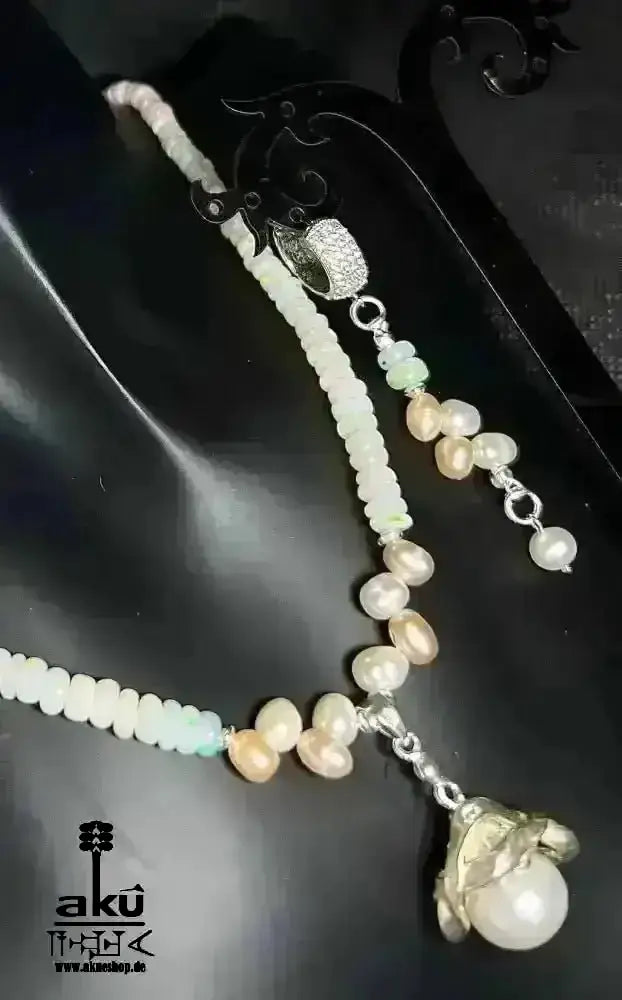 A+ Natürliche äthiopische Welo OPAL und Perlen Schmuckset Vollfeuer, 42.5ct, bis7,5mm, Halskette & Ohrringe, - AkueShop