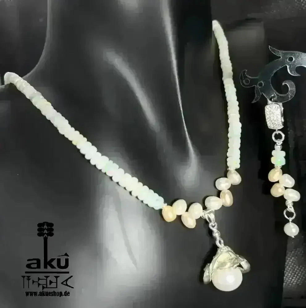 A+ Natürliche äthiopische Welo OPAL und Perlen Schmuckset Vollfeuer, 42.5ct, bis7,5mm, Halskette & Ohrringe, - AkueShop