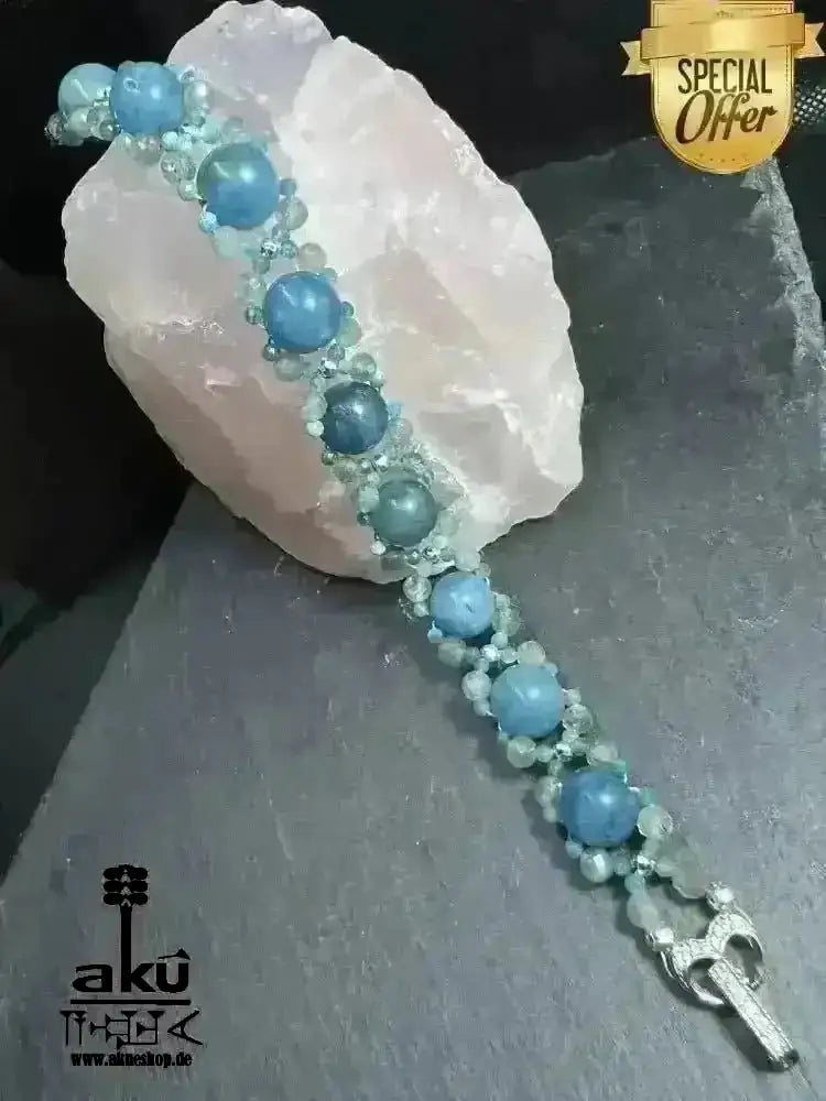 Handgemachtes Glück Edelsteinarmband, A+ Apatit, Iced Apatit Natursteine, Reiki, Halschakras Meditationsenergie - AkueShop