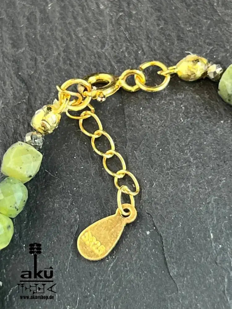 Kanadische Jade Halskette und Armband, grüner Edelstein Schmuck 925er Silber, Herzchakra - AkueShop