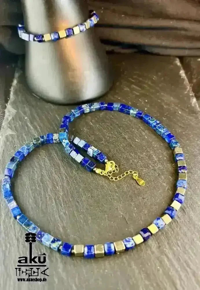 Lapislazuli Halskette und Armband, natürliches Edelstein Schmuckset 925er Silber vergoldet, Drittenaugechakra Meditationsenergie - AkueShop