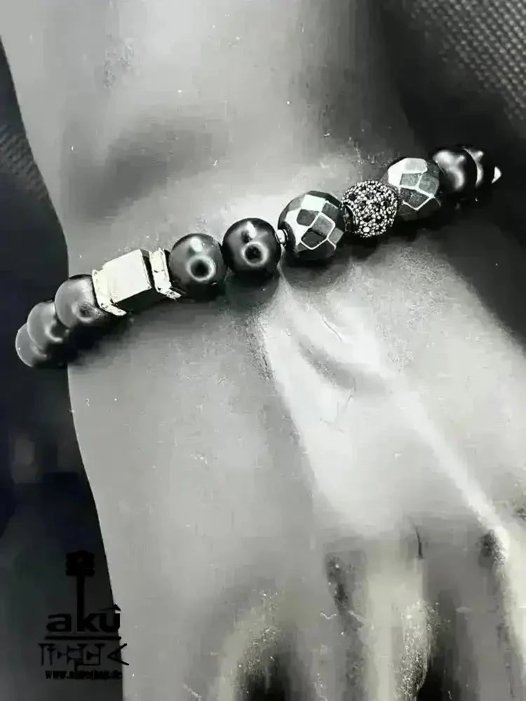 Männer Armband schwarz Himatit und Onyx für ihn, freie Größe einstellbares Macreme Band - AkueShop