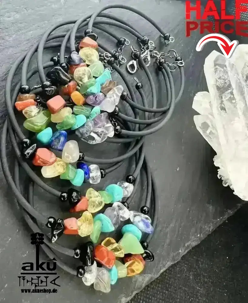 Memory - Draht - Armreif 7Chakras, natürlichen Edelsteinen handgefertigt, versilbert, Reiki - Meditation, Krone, drittes Auge, Hals, Herz, Solarplexus, Sakralwurzel, Chakren, Energie - AkueShop