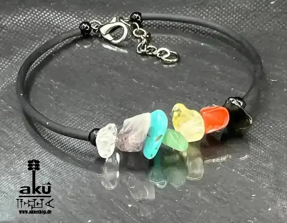 Memory - Draht - Armreif 7Chakras, natürlichen Edelsteinen handgefertigt, versilbert, Reiki - Meditation, Krone, drittes Auge, Hals, Herz, Solarplexus, Sakralwurzel, Chakren, Energie - AkueShop