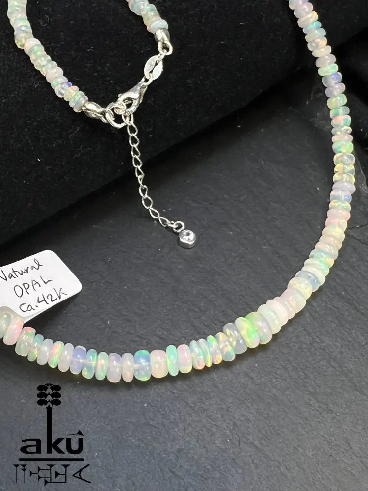 Natürliche Opal Halskette äthiopischer Vollfeuer Opal 7 mm Regenbogen Farbspiel