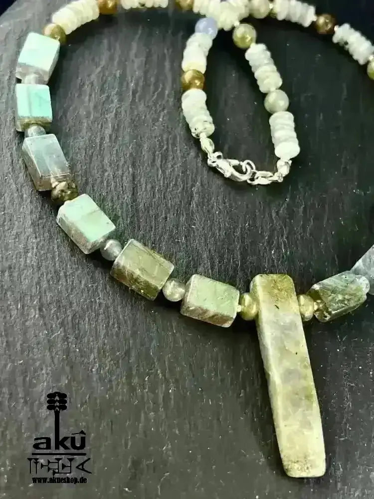 Rainbow A+++ Labradorit Halskette, Feuer Edelstein Schmuck, Dritteauge Chakra Energie - AkueShop