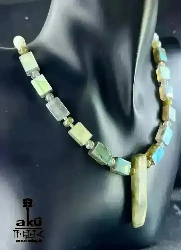 Rainbow A+++ Labradorit Halskette, Feuer Edelstein Schmuck, Dritteauge Chakra Energie - AkueShop