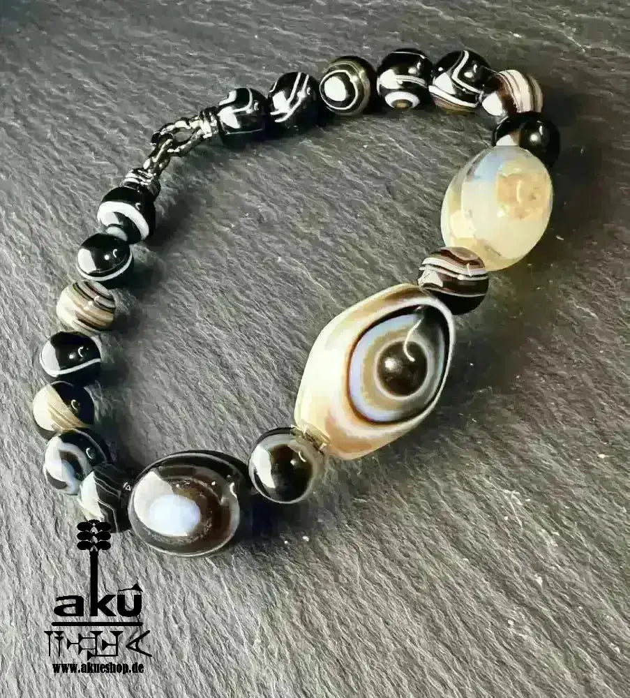 Schwarzer Sulemani Achat Glücks & Kraftstein Armband, natürliche Edelsteine, positive Wurzelchakra Meditationsenergie - AkueShop
