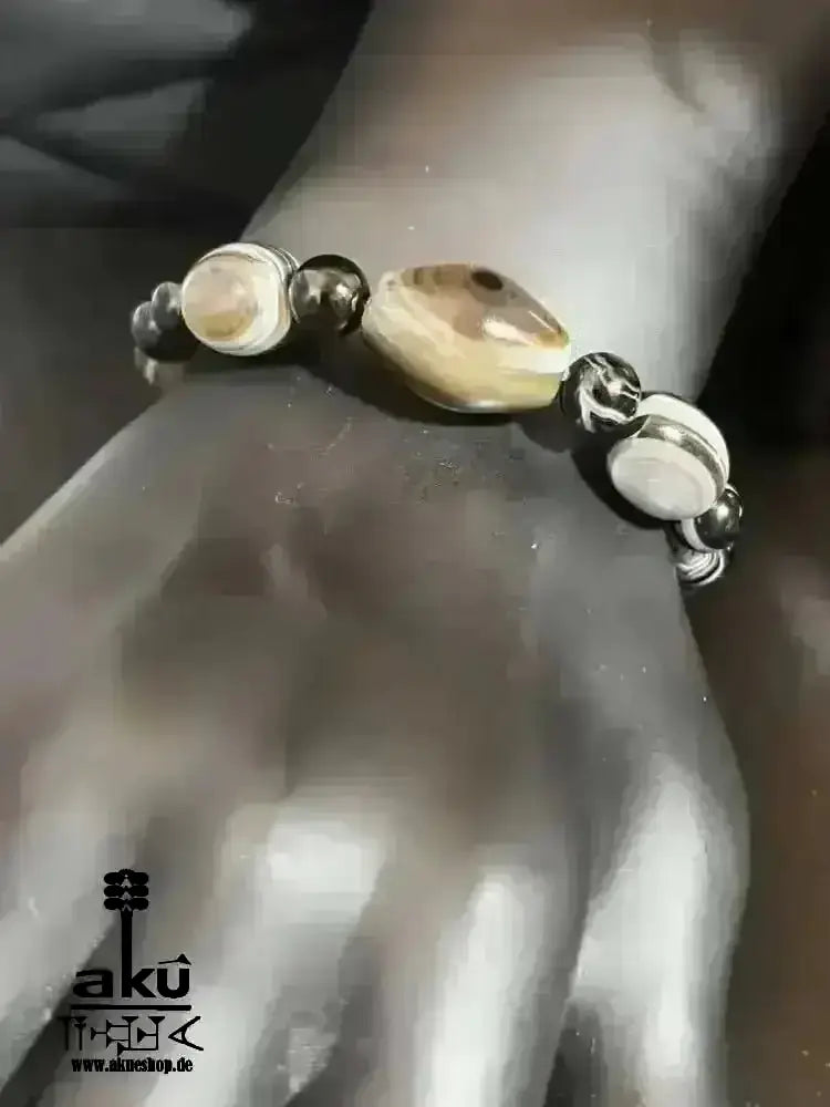 Schwarzer Sulemani Achat Glücks & Kraftstein Armband, natürliche Edelsteine, positive Wurzelchakra Meditationsenergie - AkueShop
