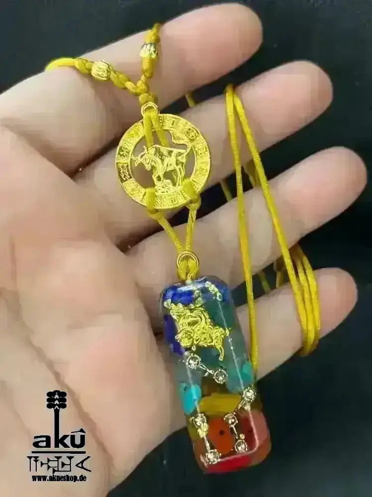 Taurus ♉️ Halskette Edelstein Gold Energieanhänger Harz, Reiki - Meditationsenergie - AkueShop