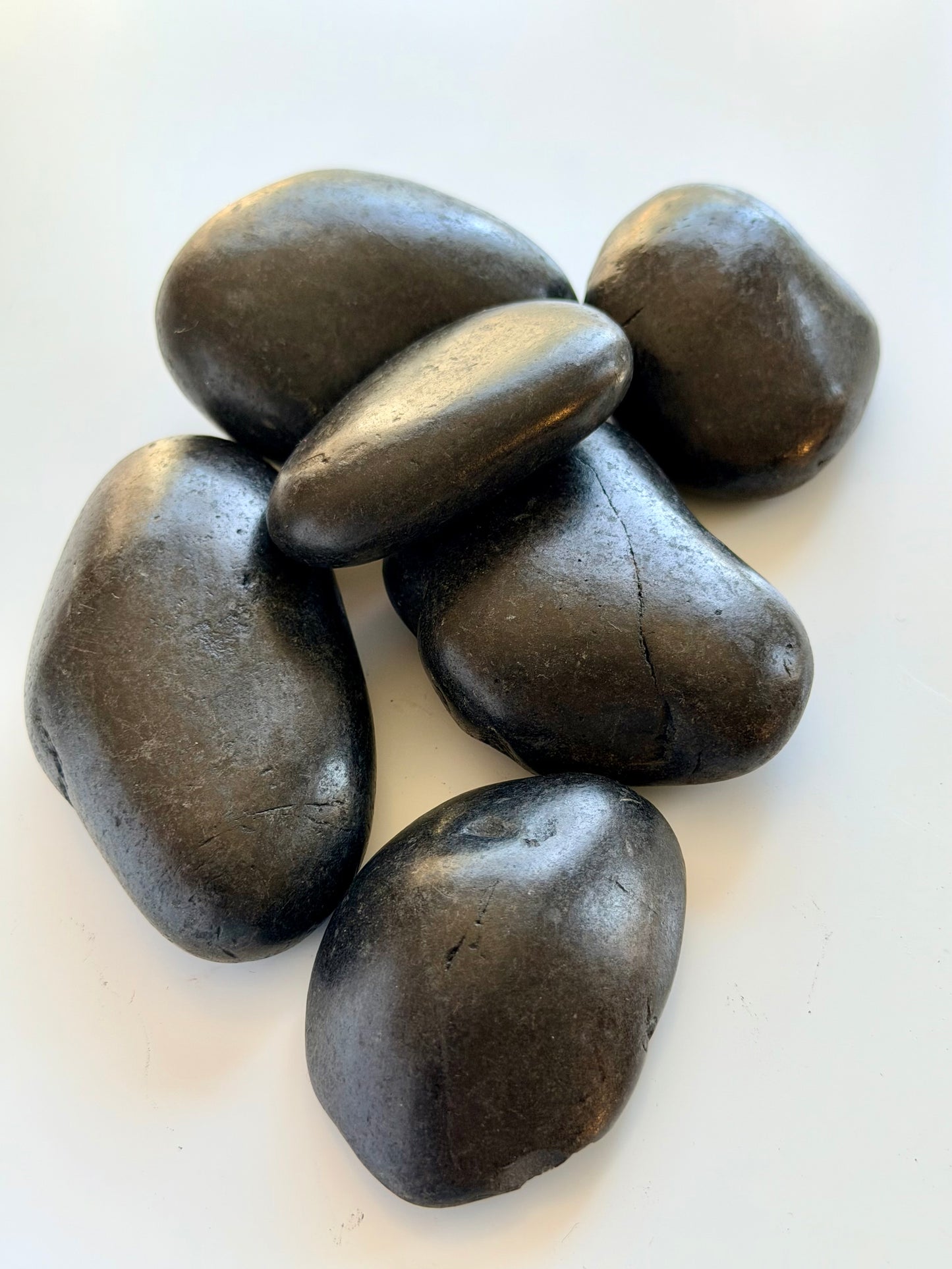Hot Stone Massagesteine Set aus 100% Basalt (6 Steine)