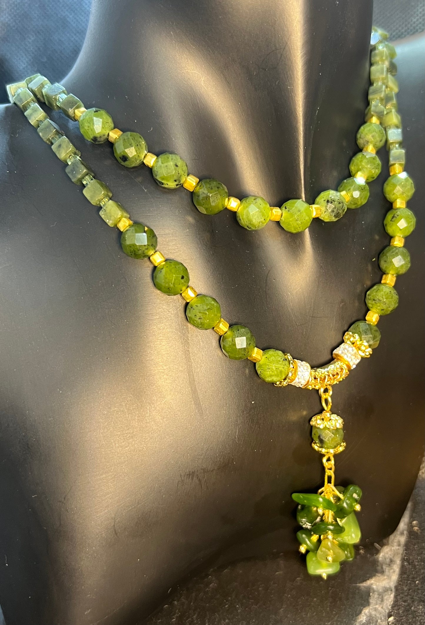 kanadische JAde festoon halskette grün edelstein double strand cubic beads gift geschenk