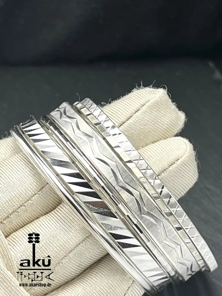 6 Armreifen im Kreis Vintage Jahre ‘60 aus 835er Silber massive