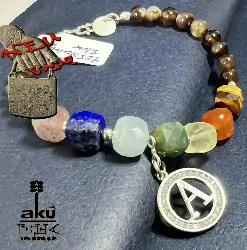 7 Chakren Armband aus 925er Silber, natürliche Edelsteine, Buchstabe Anhänger - AkueShop