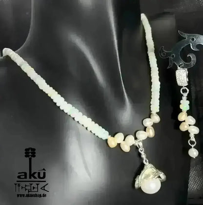 A+ Natürliche äthiopische Welo OPAL und Perlen Schmuckset Vollfeuer, 42.5ct, bis7,5mm, Halskette & Ohrringe, - AkueShop