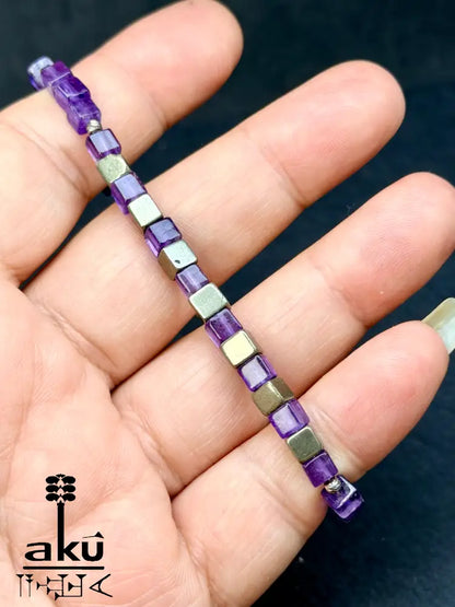 Amethyst Armband Lili Edelstein bronzene Würfel Pyrit Perlen natürlicher Edelstein - Armband