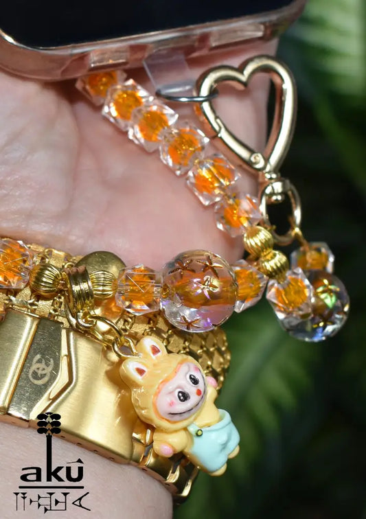 Bunte Acryl Handy-Kette mit Labubu-Style Charm – Perlen Handyband