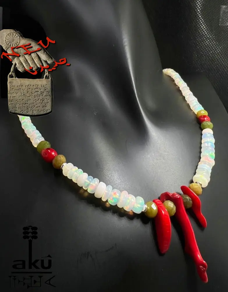 Opal-Korallen-Jade Halskette, äthiopischem Feueropal, naturroter Koralle und kanadischem Jade in hochwertigem 925er Sterlingsilber, AkueShop Produkte