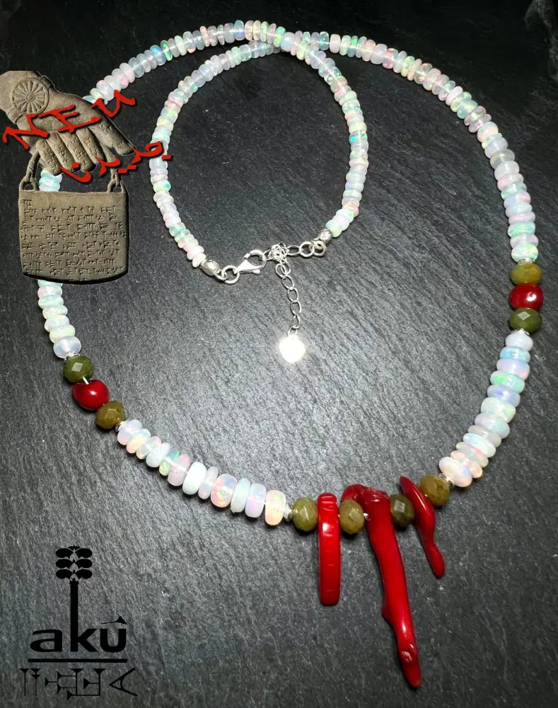 Opal-Korallen-Jade Halskette, äthiopischem Feueropal, naturroter Koralle und kanadischem Jade in hochwertigem 925er Sterlingsilber, AkueShop Produkte
