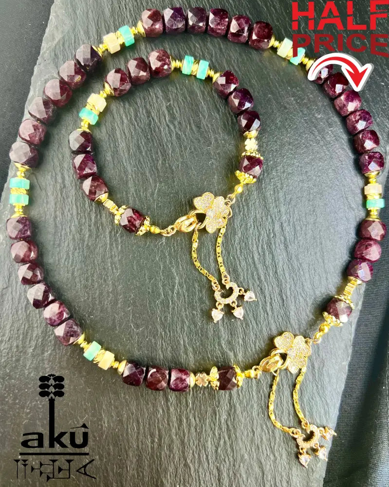 Natürliches Granat - und Amazonit - Set Halskette und Armband vergoldet, Januar - Glücksstein, Steinbock Sternzeichen Herz und Halschakra - Energie - AkueShop