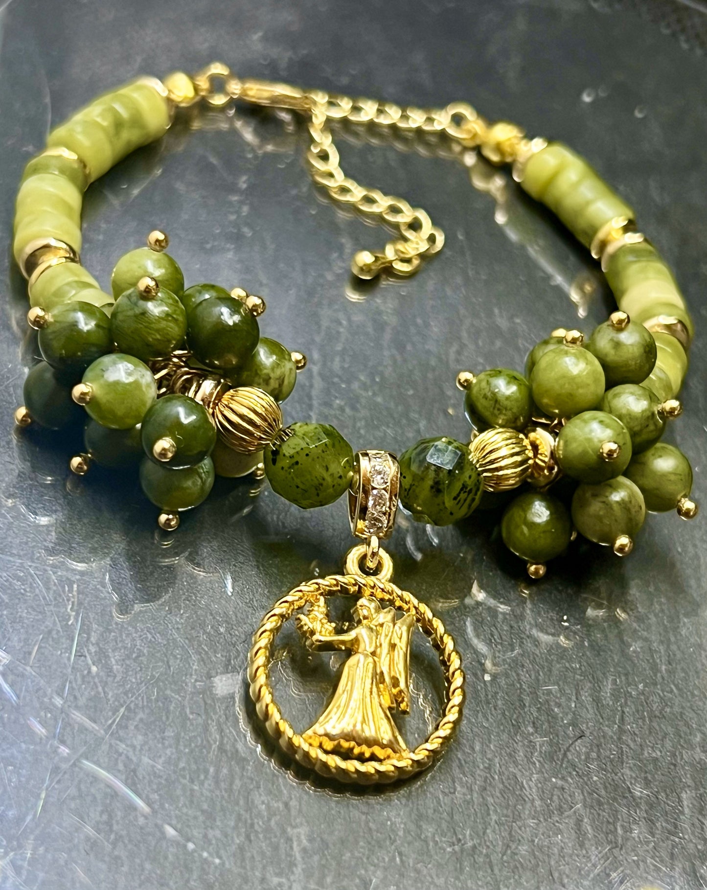 Jungfrau sternzeichen glückkristalle armband jade edelstein hertzchakra gold plated vergoldet