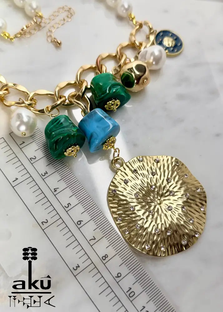 Große Choker, Maritimes Statement, goldene-tone Kette, Malachit- und Türkis-Imitation