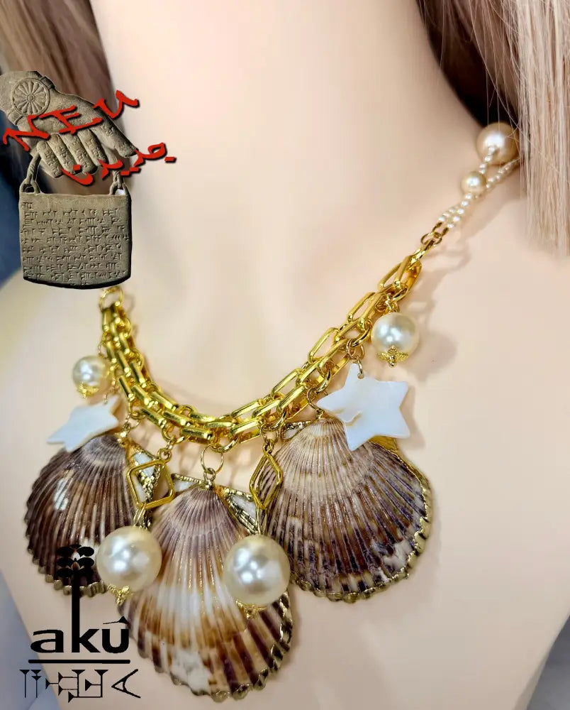 Große Muscheln-Choker, Maritimes Statement, 18k Gold platierte Kette