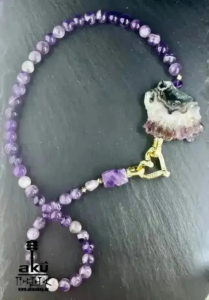 Hochqualität A+++ Amethyst Halskette, natürlicher roh Edelstein Schmuck, chakren Heilungsenergie - AkueShop