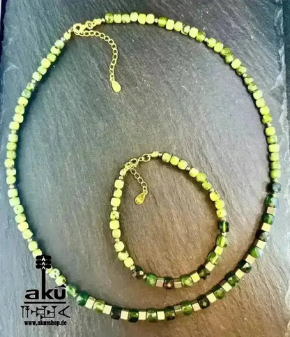 Kanadische Jade Halskette und Armband, grüner Edelstein Schmuck 925er Silber, Herzchakra - AkueShop
