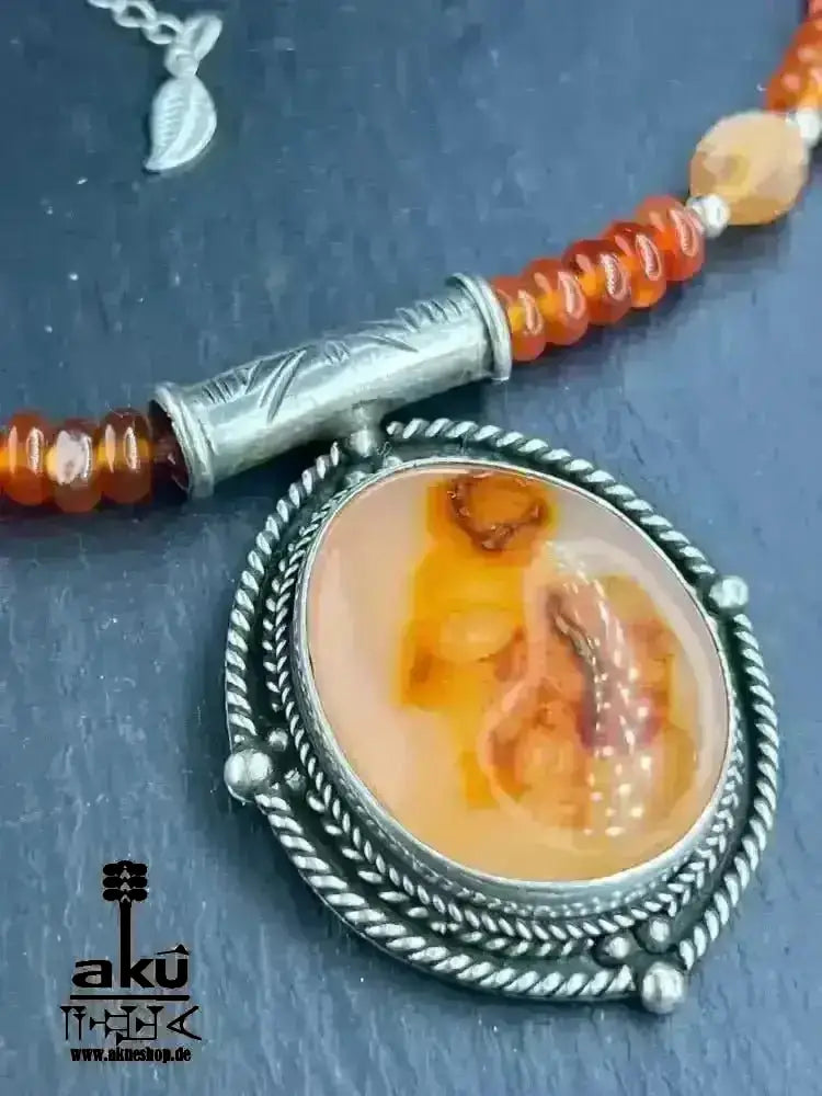 Handgefertigte Halskette, Karneol Achat naturlische Steine, Vintage 925er Silber Anhänger, Sakral Chakra, meditation energie - AkueShop