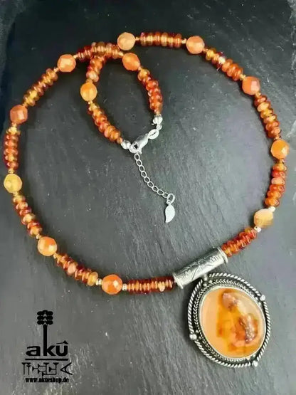Handgefertigte Halskette, Karneol Achat naturlische Steine, Vintage 925er Silber Anhänger, Sakral Chakra, meditation energie - AkueShop