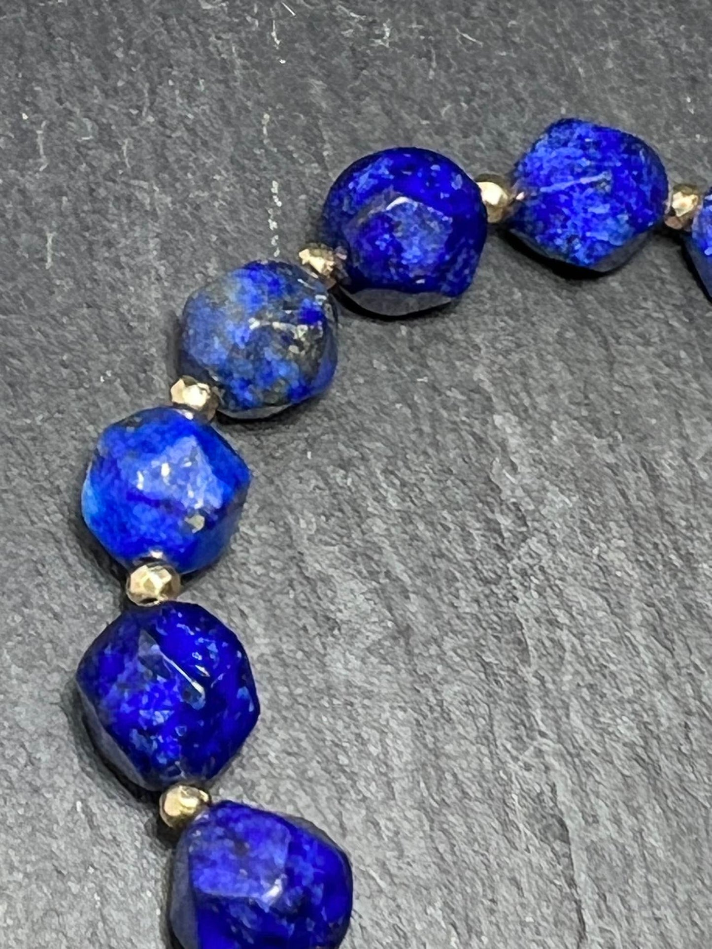 blue lapislazuli amazonite peridot labradorite carnelian citrine amethyst bracelet armband gold plated vergoldet tassel quaste 