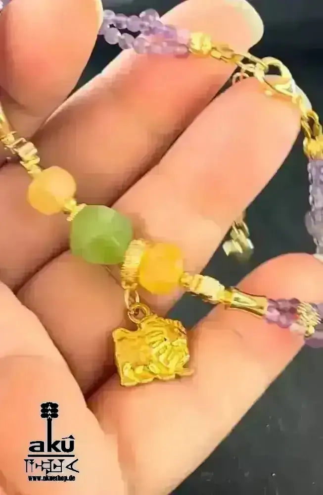 Leo Armband Glücksteine Energieanhänger natürliche Edelsteine Reiki - Meditationsenergie - AkueShop