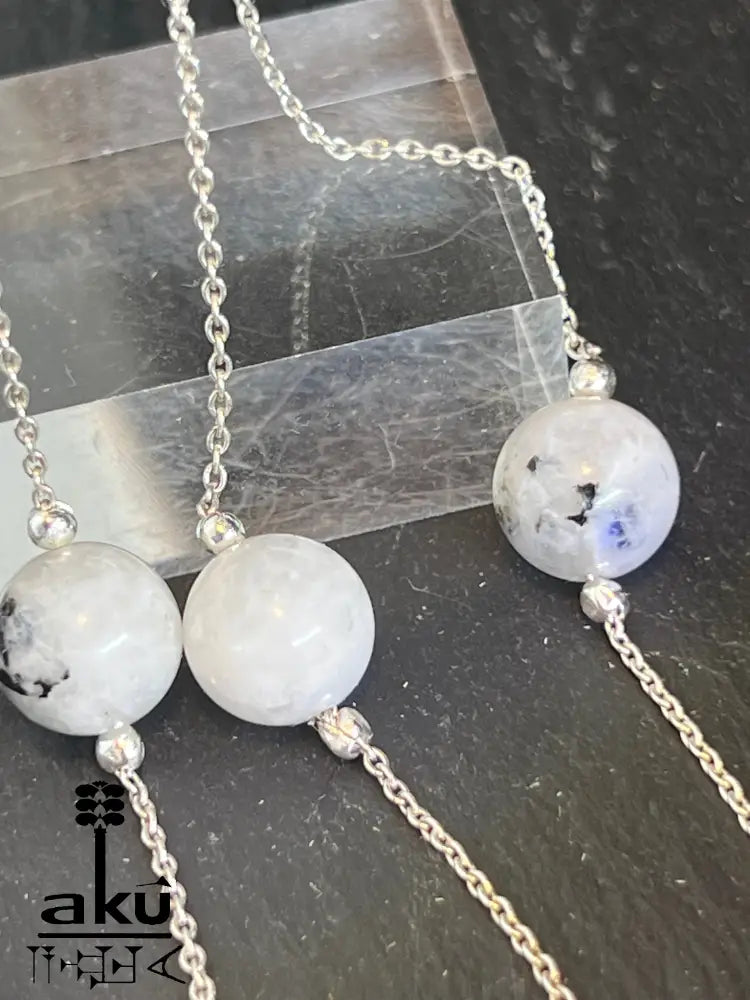 Mondstein Schmuckset natürliche Edelsteine 925er Silber schmuckset, 
Handgefertigte Halskette und Ohrringe, AkueSop