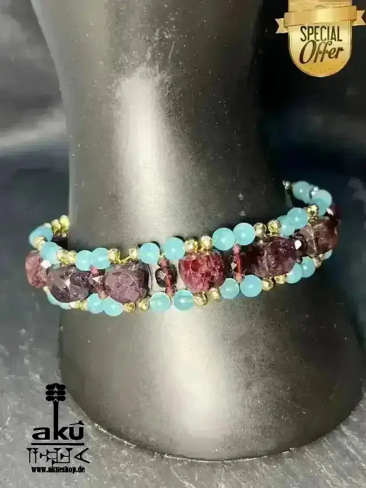 Mosambik, A+, Granat und Amazonit, Glücks - Edelstein - Armband, Natursteine Steine, Reiki Wurzel und Hals - Chakren, Meditationsenergie, vergoldet - AkueShop