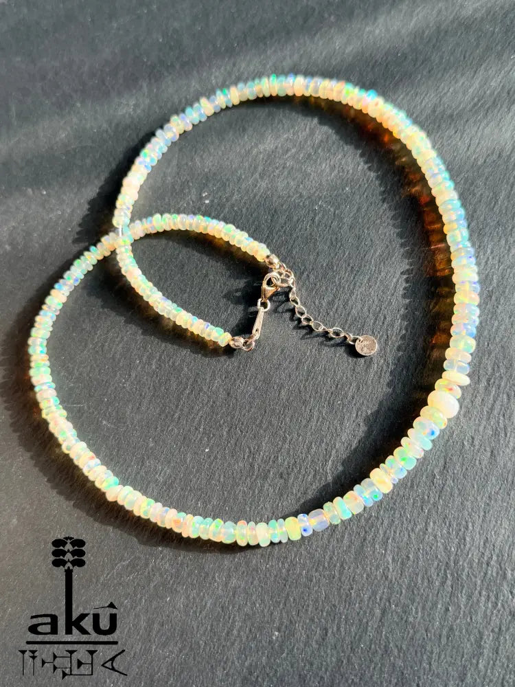 Natürliche Opal Halskette äthiopischer Vollfeuer Opal 7 mm Regenbogen Farbspiel Halskette