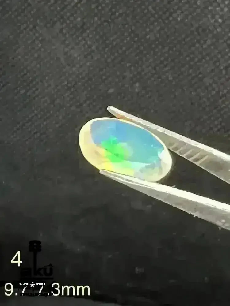 Natürlicher Weißer Opal 7 facettierte Edelsteine 7.5Ct vollfeuer Äthiopisch unbehandelt - AkueShop