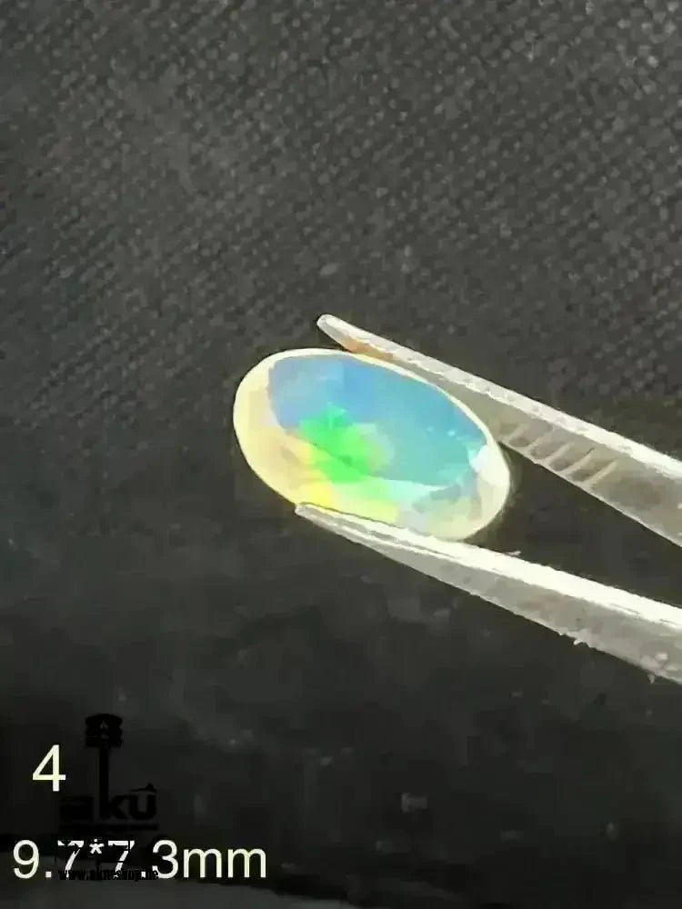 Natürlicher Weißer Opal 7 facettierte Edelsteine 7.5Ct vollfeuer Äthiopisch unbehandelt - AkueShop