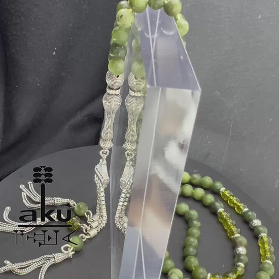 Grüne Jade & Peridot 99‑Perlen Tasbih mit 925 Silber Zulfiqar‑Schwert Imame – handgefertigte islamische Gebetskette