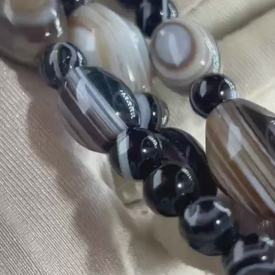 Schwarzer Sulemani Achat Glücks & Kraftstein Armband, natürliche Edelsteine, positive Wurzelchakra Meditationsenergie.