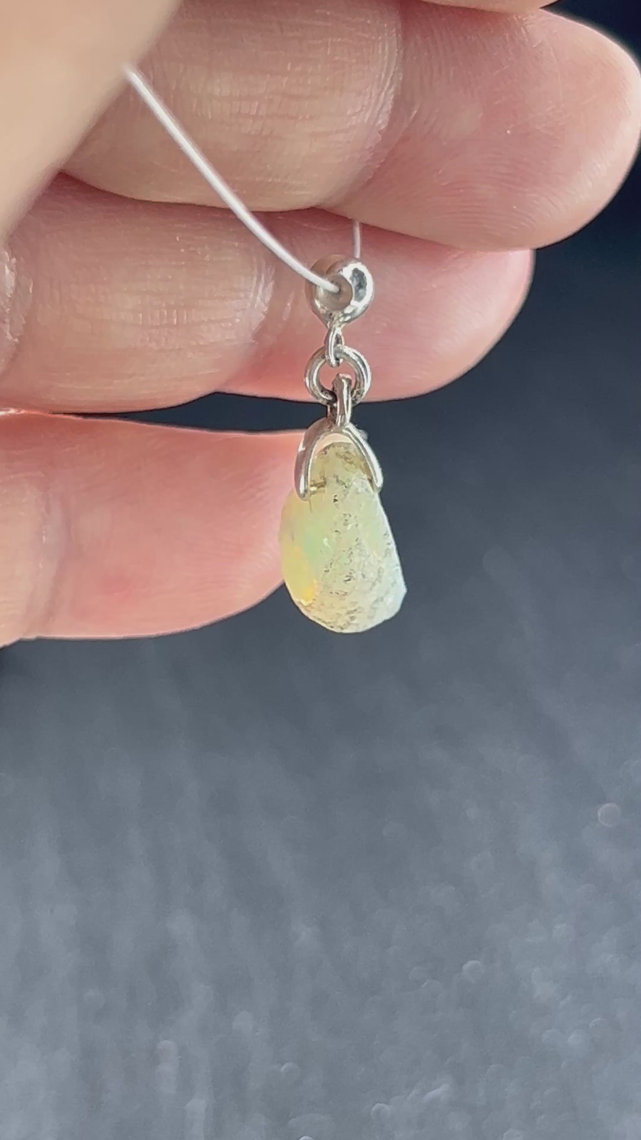 Äthiopische Opal vollfeuer weiß natürlische Edelstein opal Halskette, roher stein chocker 925er silber, AkueShop