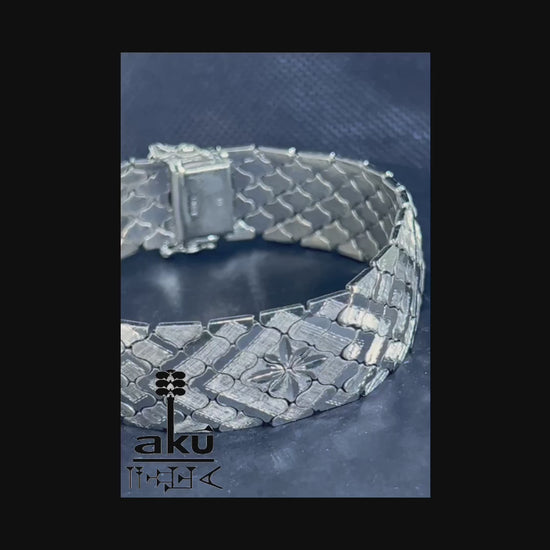 Vintage 925er silber Armband Display mit strukturierten Gliedern