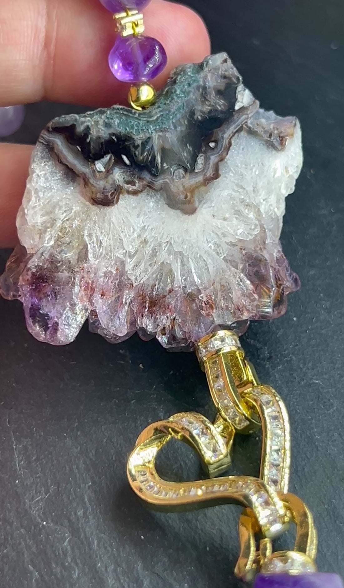 Hochqualität  A+++ Amethyst Halskette, natürlicher roh Edelstein Schmuck, Kronen und Dritteauge Chakras für Meditationsenergie.