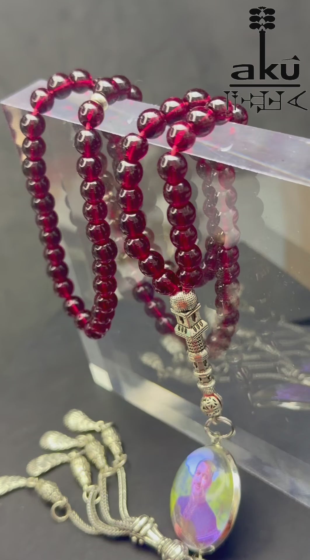 Tasbih aus natürlichem Granat, 99 Perlen, personalisierbares Medaillon, Gebetskette für Dhikr, Gebetskette