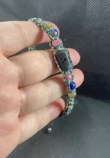 scorpion macrami zodiac agate rhodonite lapislazuli labradorite bracelet armband gemstones edelstein